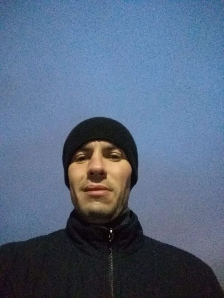  49525112  Andrey, 39 ,    