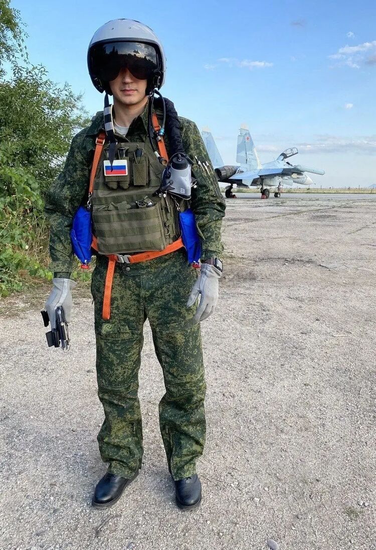  45730672  Sergey, 24 ,    