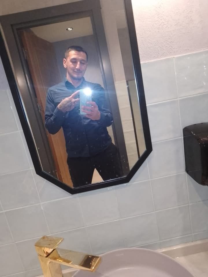  49270902  , 37 ,    