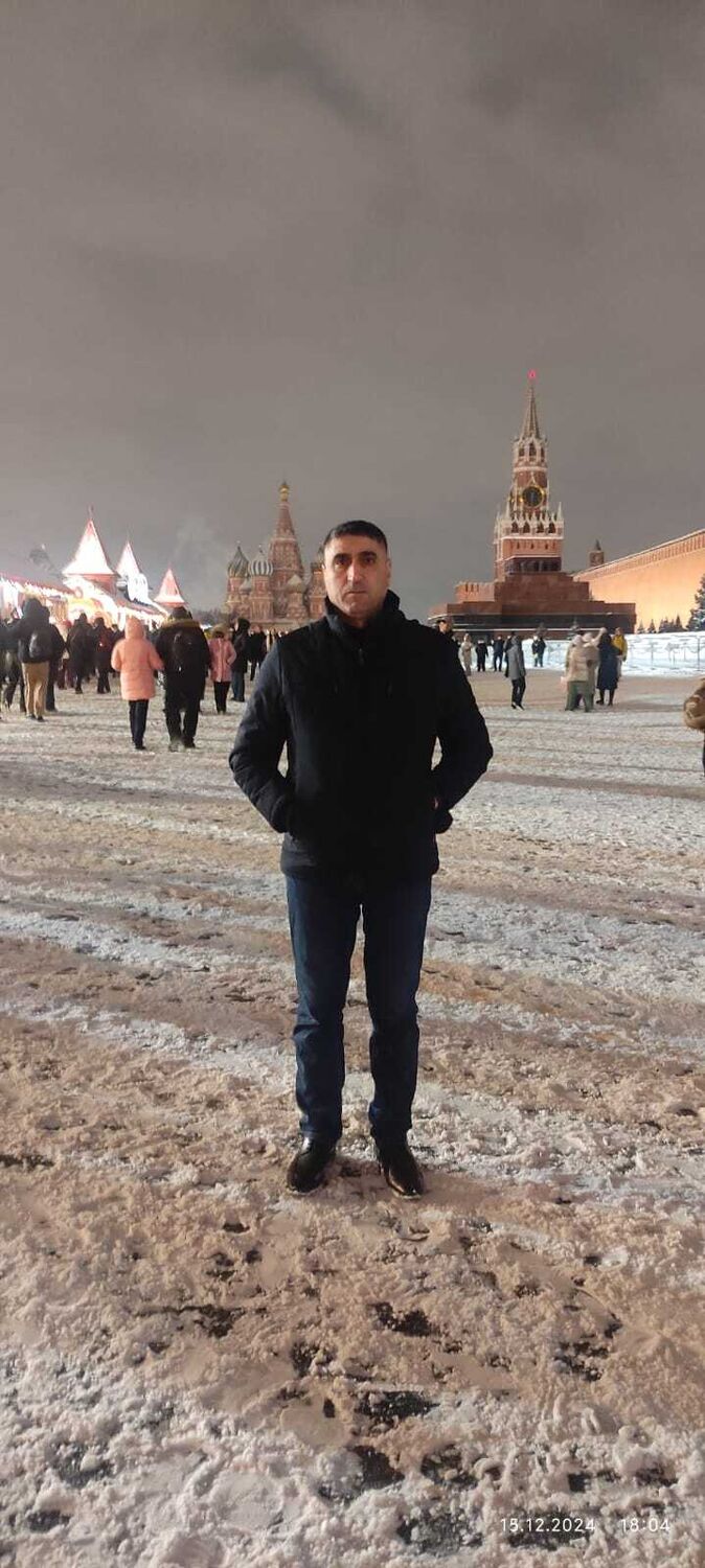  51526772  Dovlet, 40 ,    
