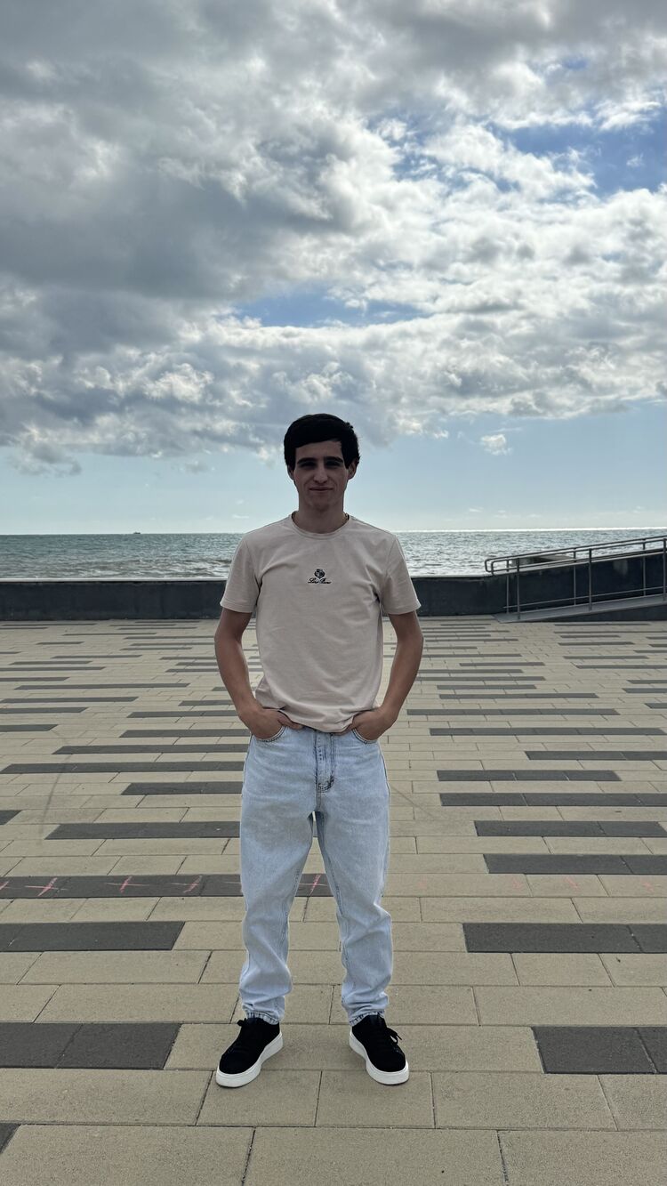  54678382  Ando, 25 ,    