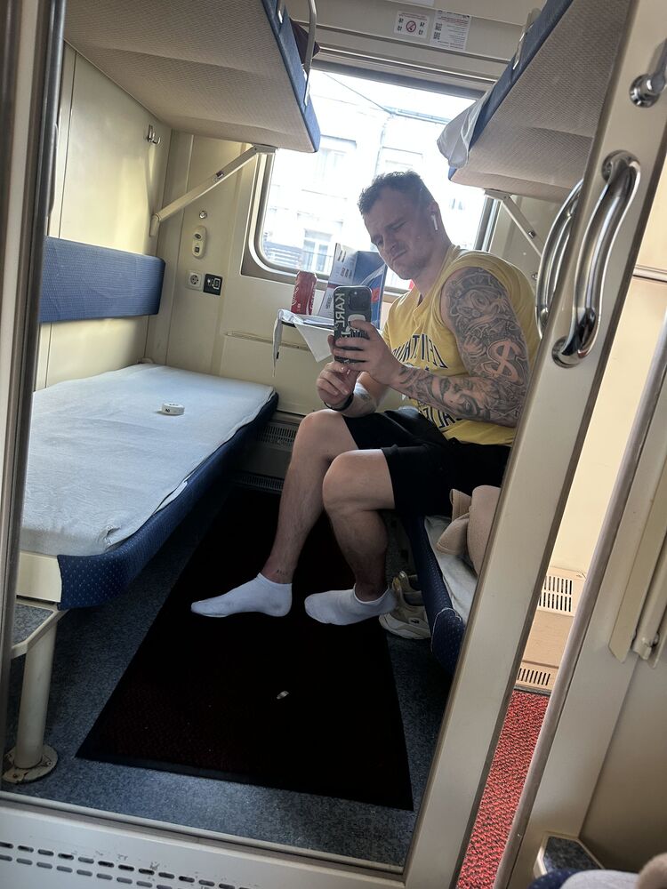  54629992  , 28 ,    -