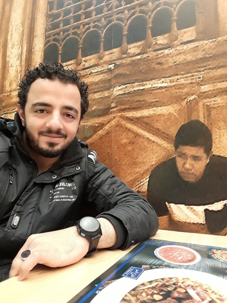  -,   Maged, 40 ,   ,   