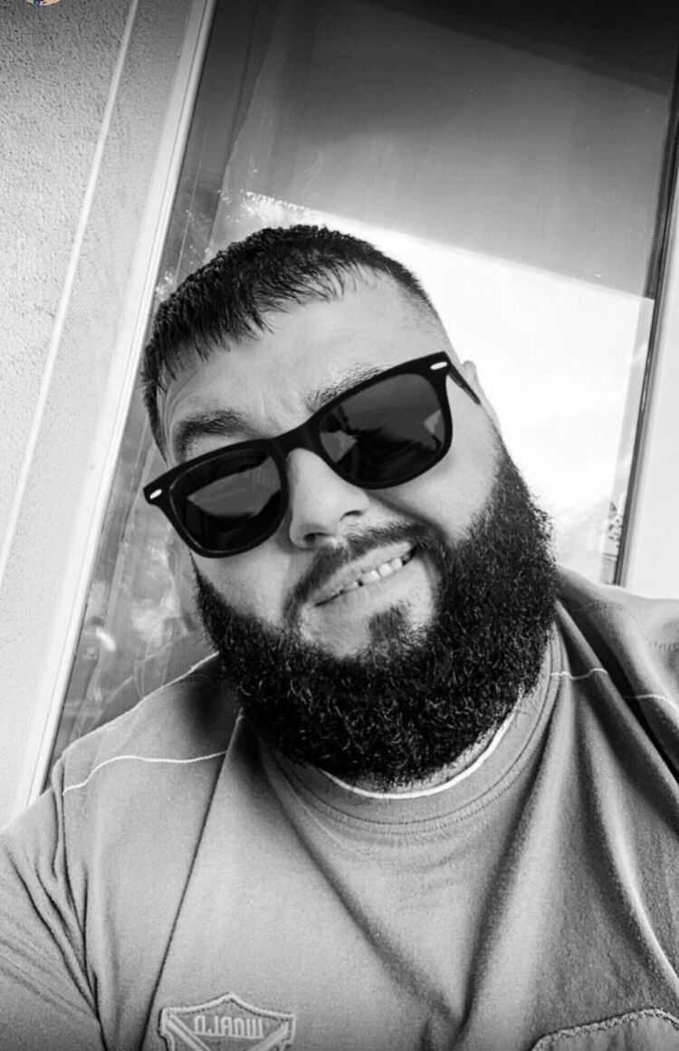  54011932  Alexandr, 34 ,    