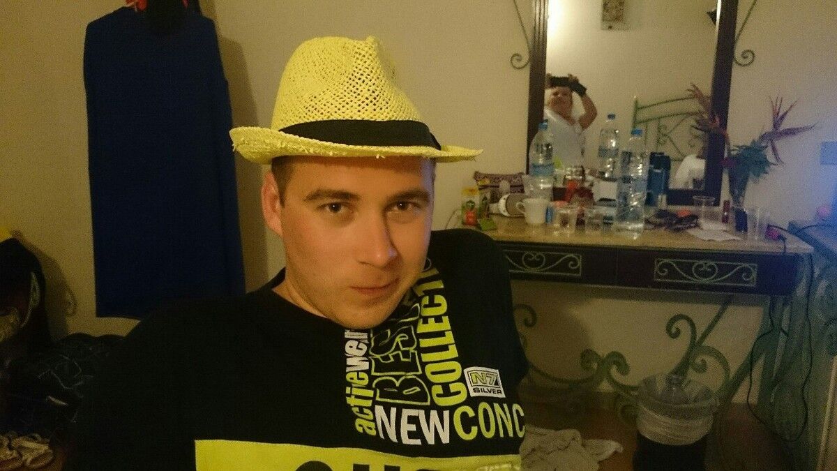  18000232  , 36 ,    