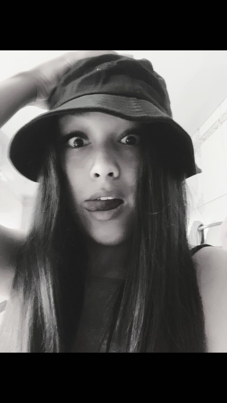  52573562  , 20 ,    