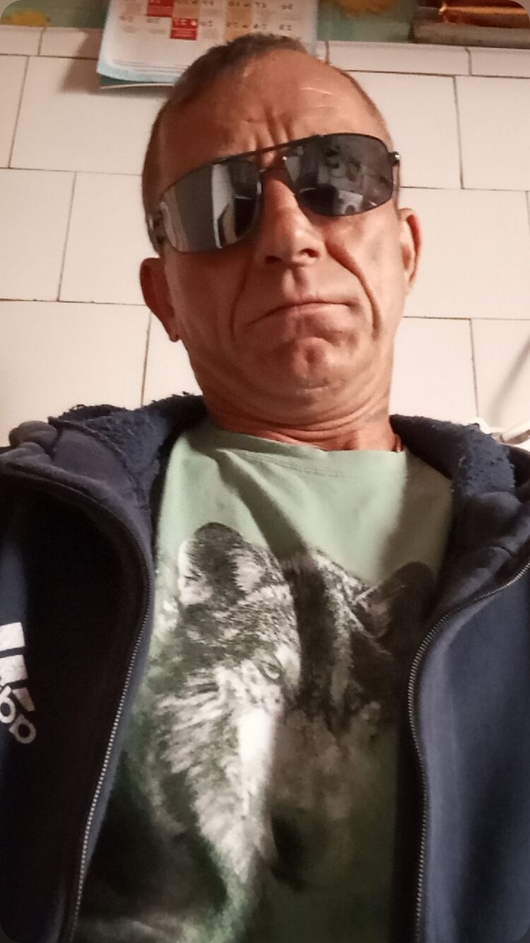  46123222  , 52 ,    