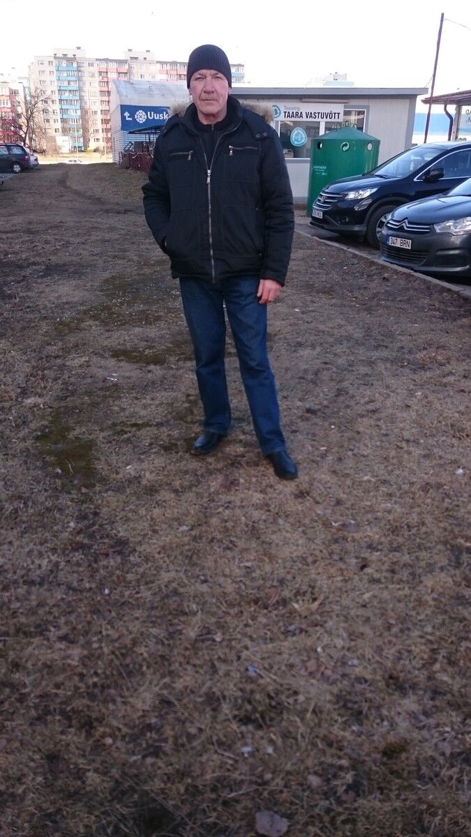  9349622  Alexey, 66 ,    