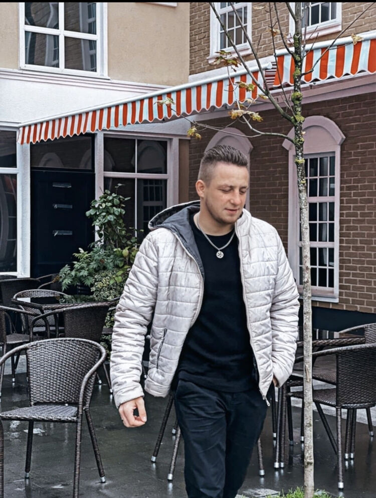  31285422  , 34 ,    -