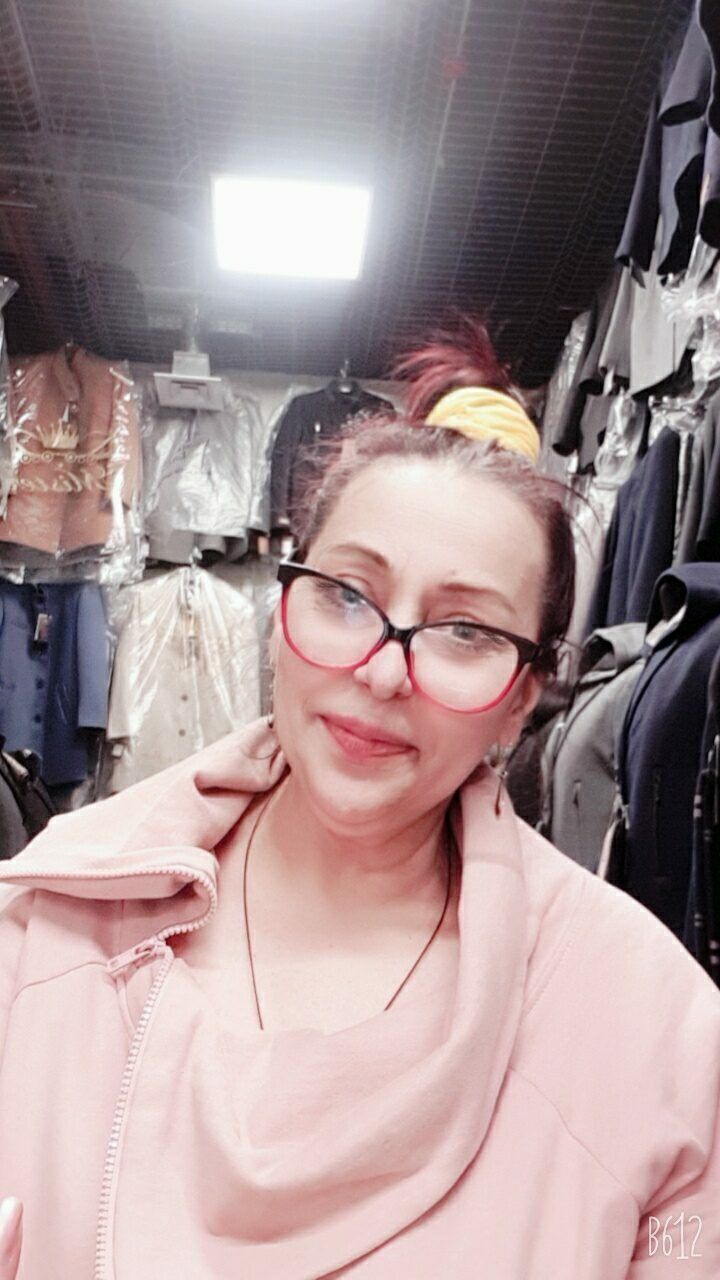  44196622  Mariya, 59 ,    