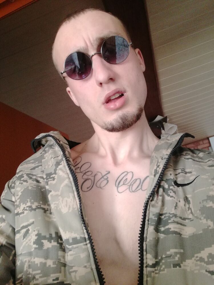  11471352  Rikko, 29 ,    