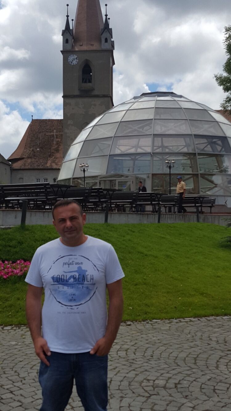  23651662  Hakan, 49 ,    Sittard