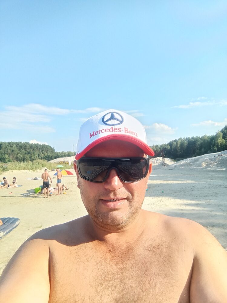  37339852  , 42 ,    