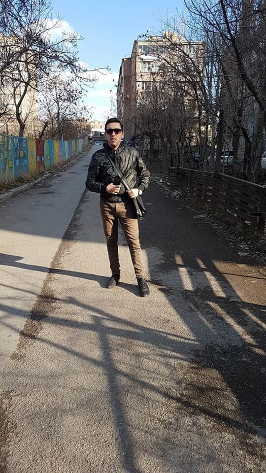  ,   Hovo, 30 ,   ,   , c 
