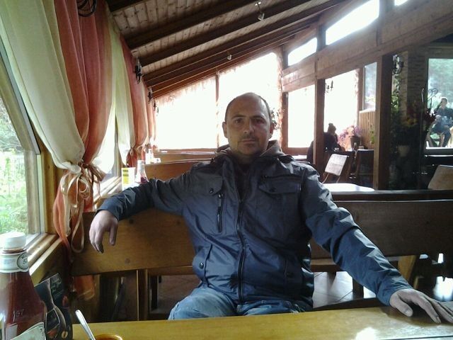  ,   Andrej, 51 ,   ,   , c , 