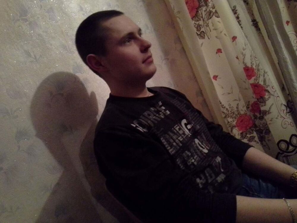  5044112  Pavel, 31 ,    --
