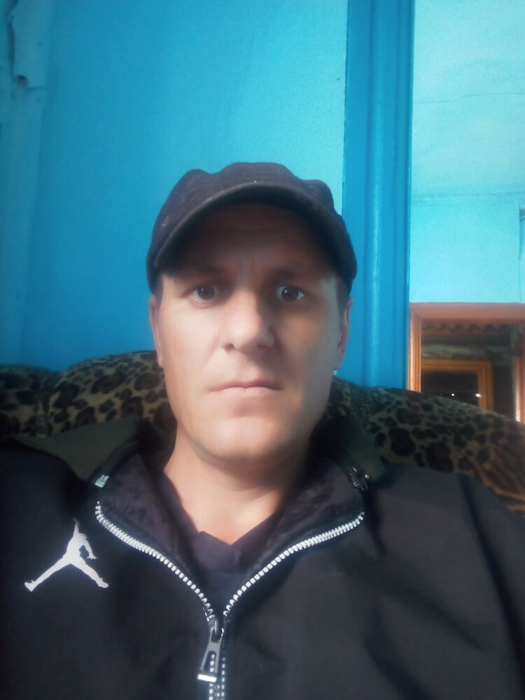  43587842  , 40 ,    
