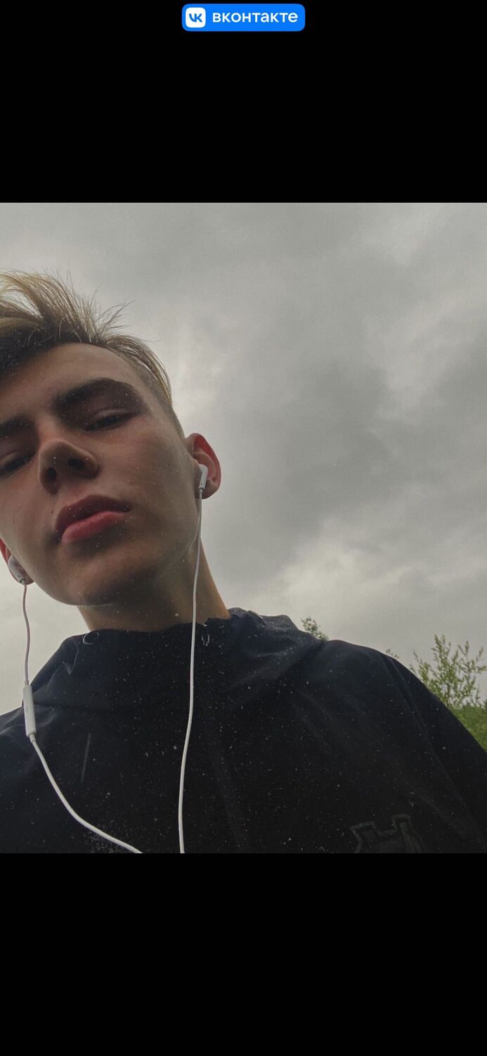  44639502  , 27 ,    -