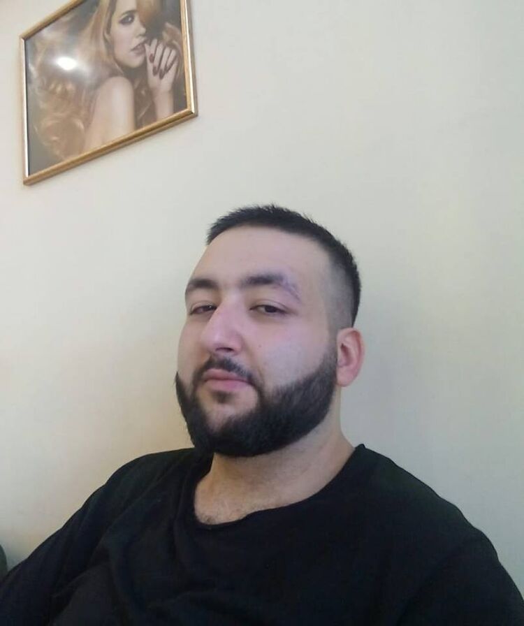  ,   Karen, 31 ,   ,   , c 