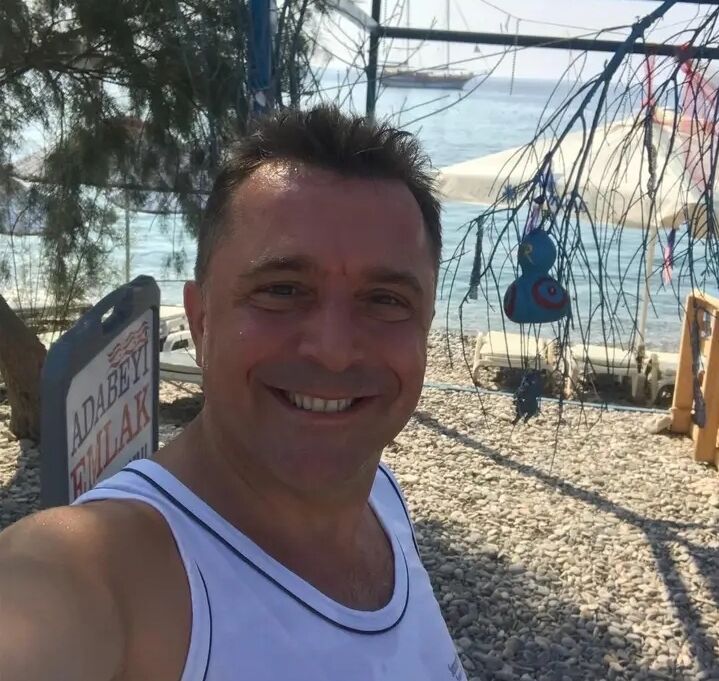  ,   James Anog, 49 ,   ,   