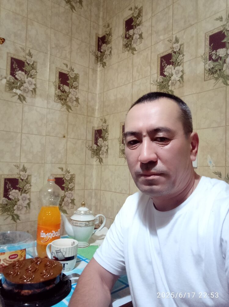  52740872  , 49 ,    