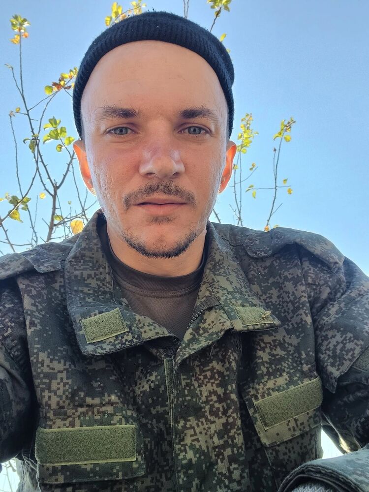  --,   Pavel, 33 ,   ,   , c , 