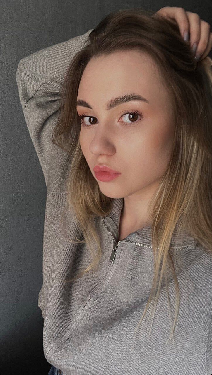  54471132  Maria, 23 ,    