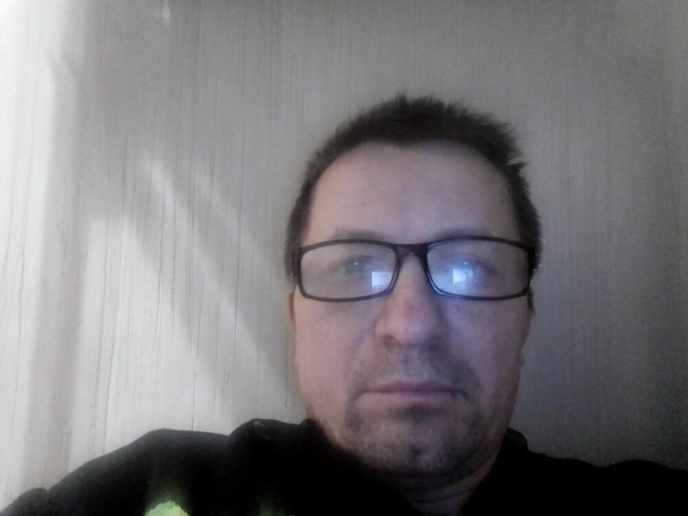  39961982  ϸ, 49 ,    