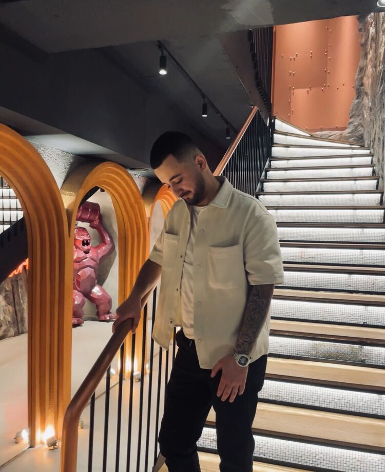  52449212  Hamo, 25 ,    