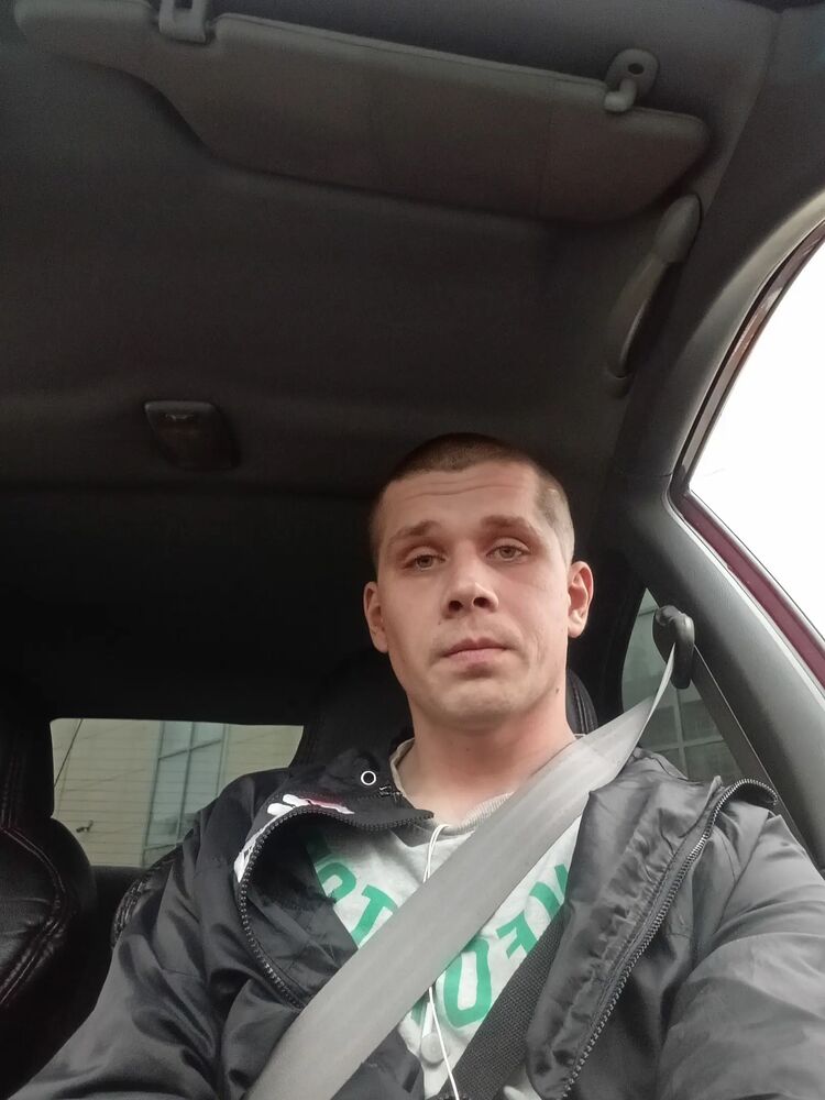  47402622  , 32 ,    