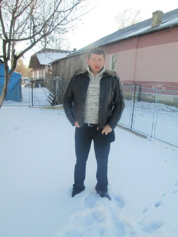  9235442  Lyjney, 39 ,    -