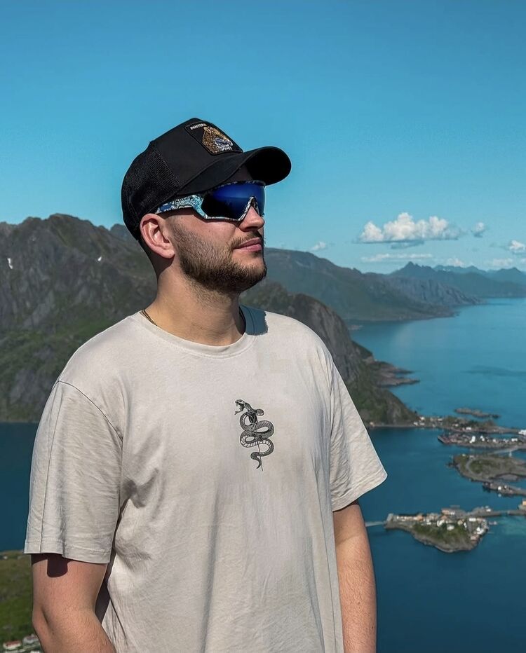 ���� 56154152 ������� ����, 33 ����, ���� ���������� � �����