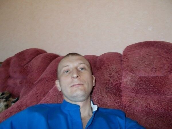  12536692  Stanislav, 40 ,    