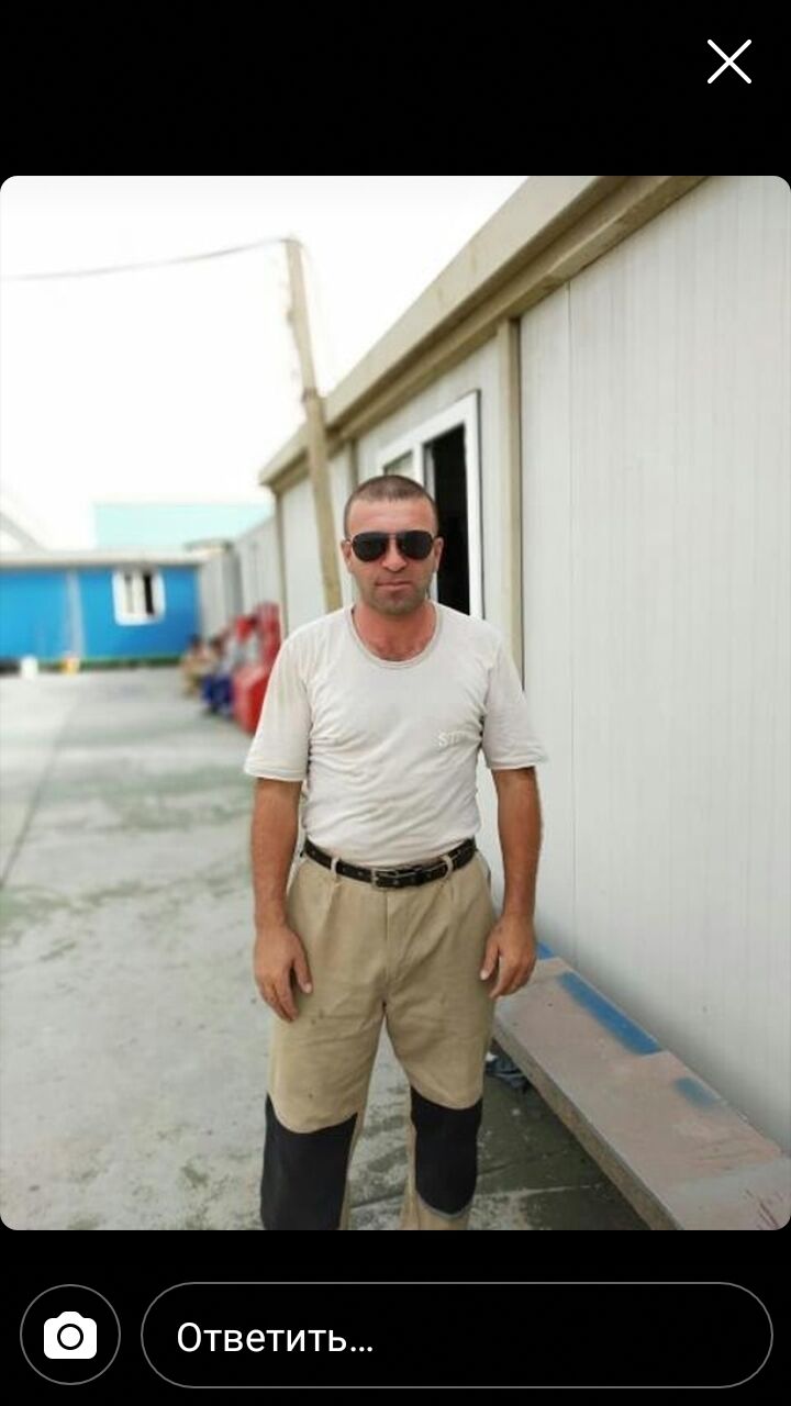  41240062  Emin, 48 ,    