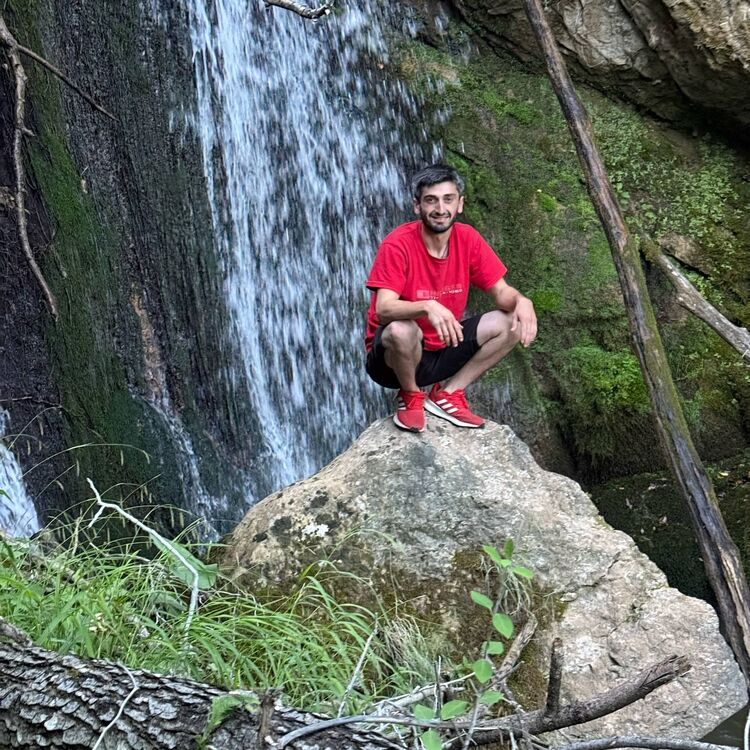  52592362  Mate, 29 ,    