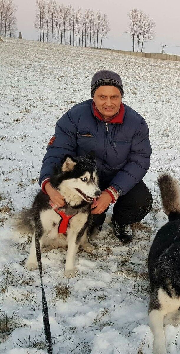 ,   Zdenek, 56 ,   ,   , c 