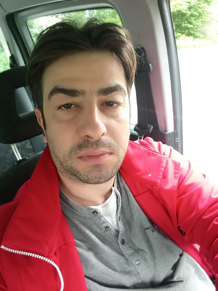  16002072  Svetozar, 46 ,    
