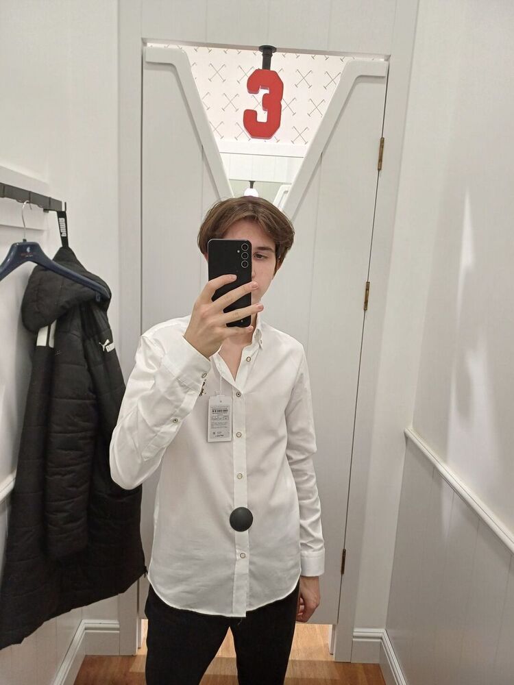  42126042  , 19 ,    -