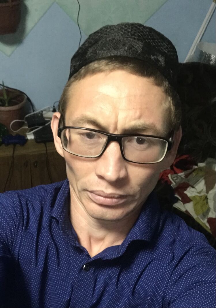  48558342  , 33 ,    