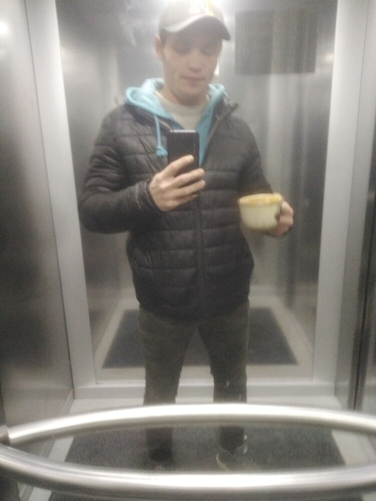  24601322  , 29 ,    