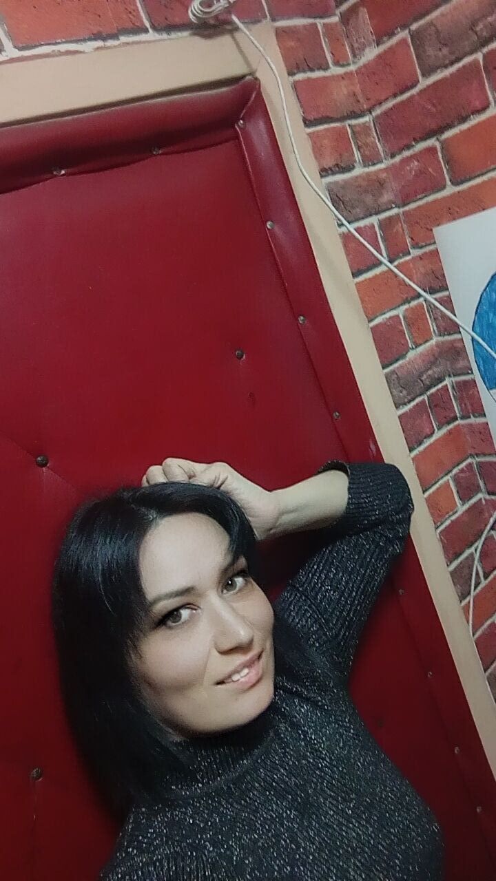  43088382  Anna, 40 ,    