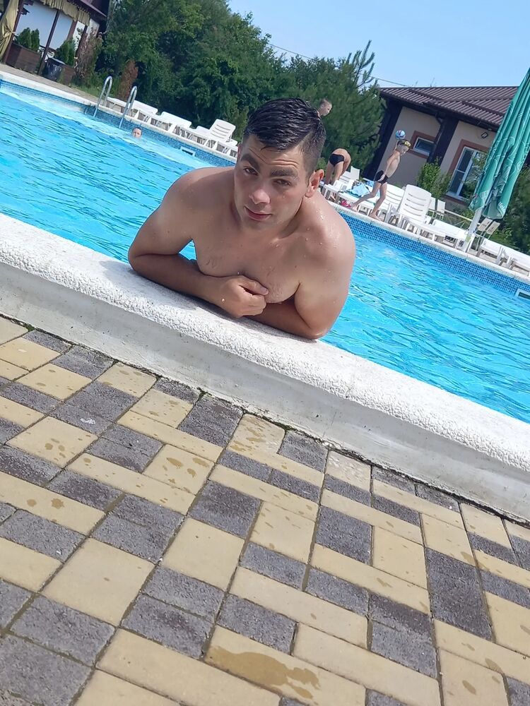  35349832  , 30 ,    