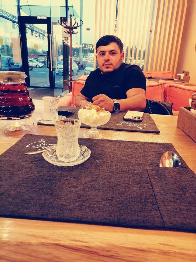  37756232  , 27 ,    