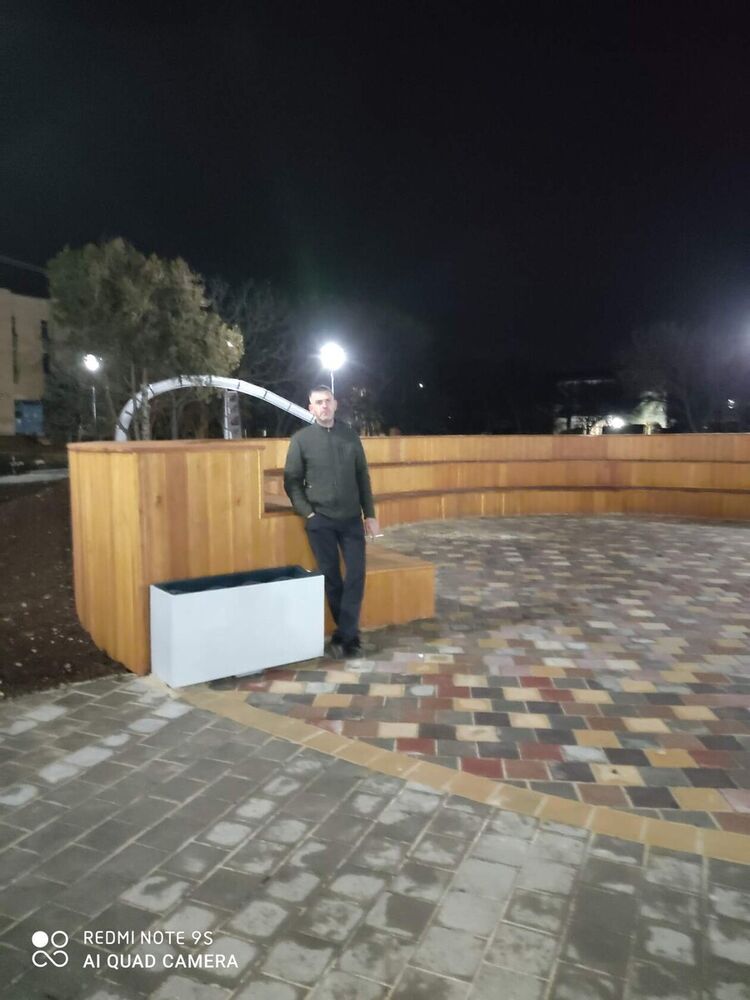  22399702  , 42 ,    