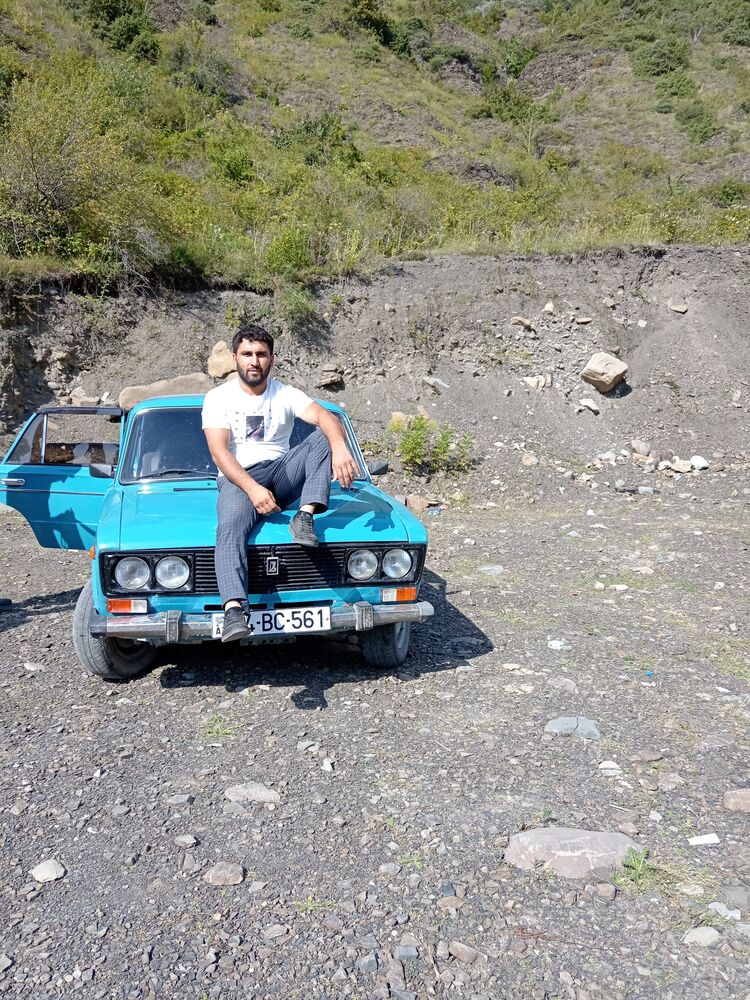  45011722  Elgun, 30 ,    