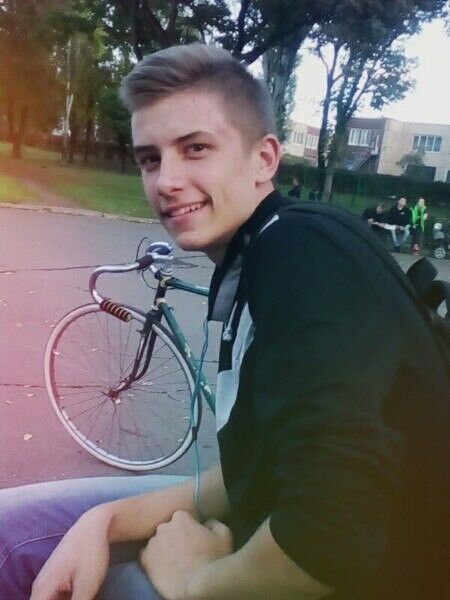  14636702  Andrei, 25 ,    --
