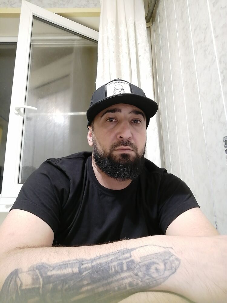  --,   , 37 ,     , c 