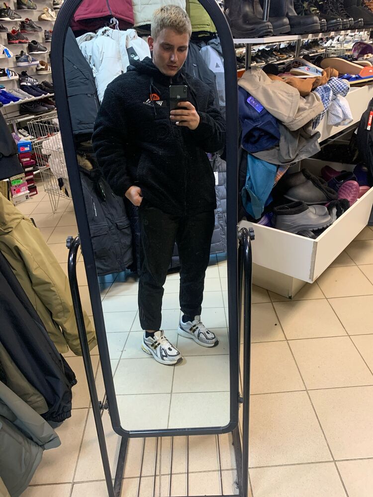  46816442  , 30 ,    