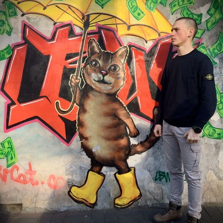  19234552  Elladii, 23 ,    