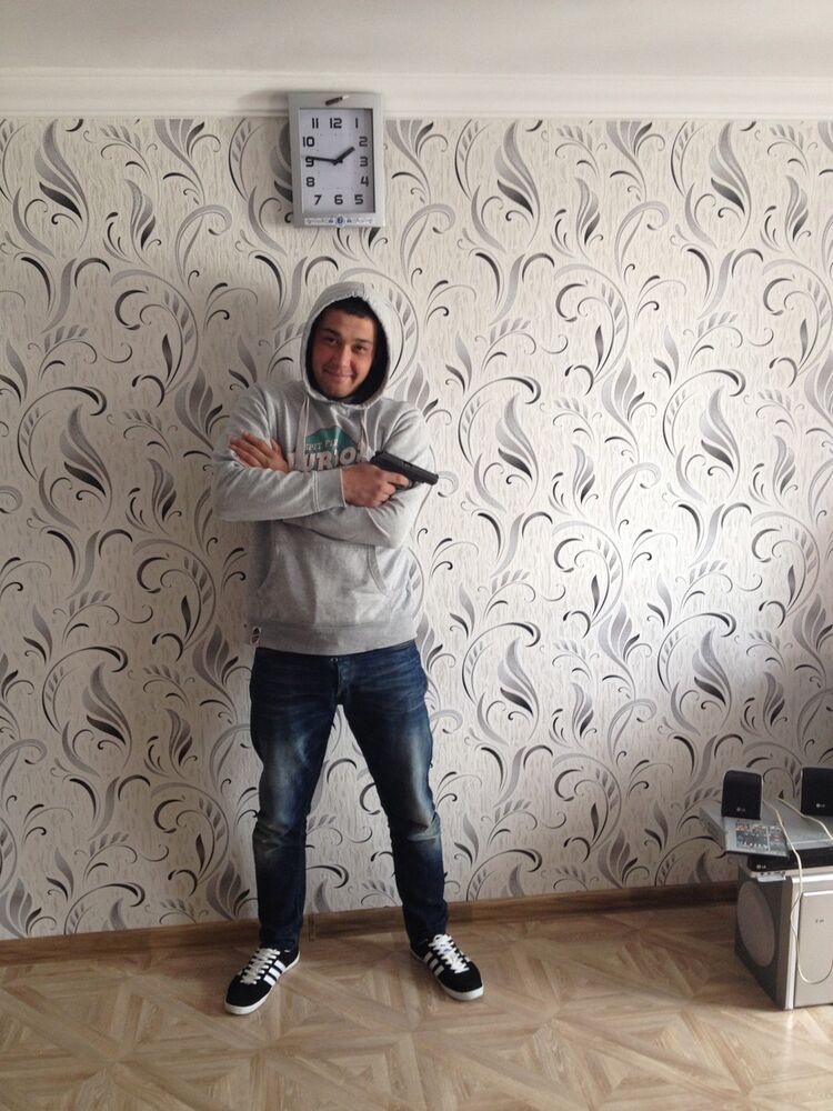  ,   Djemchik, 32 ,   